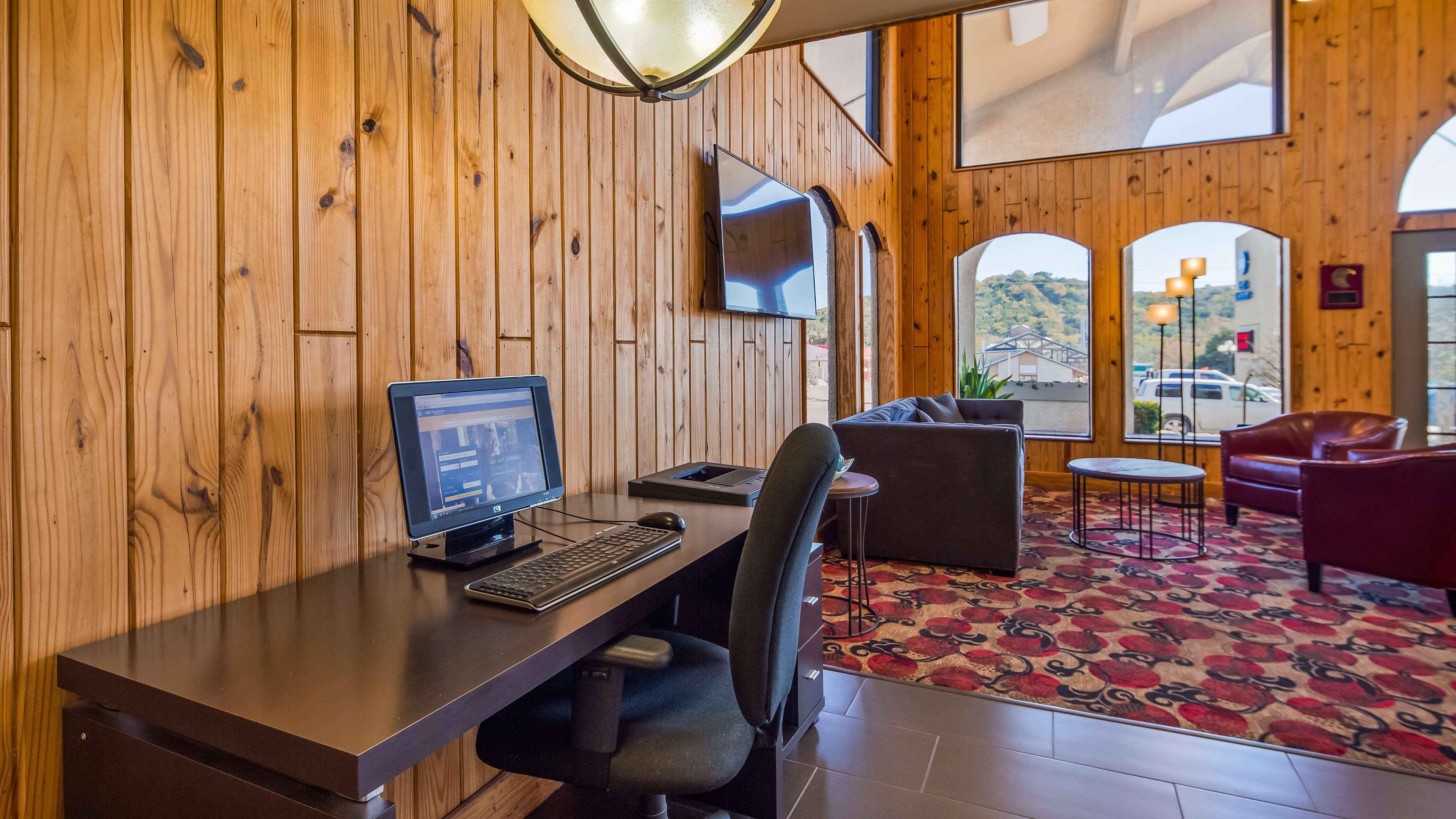 Best Western Sunday House Inn Kerrville Zewnętrze zdjęcie