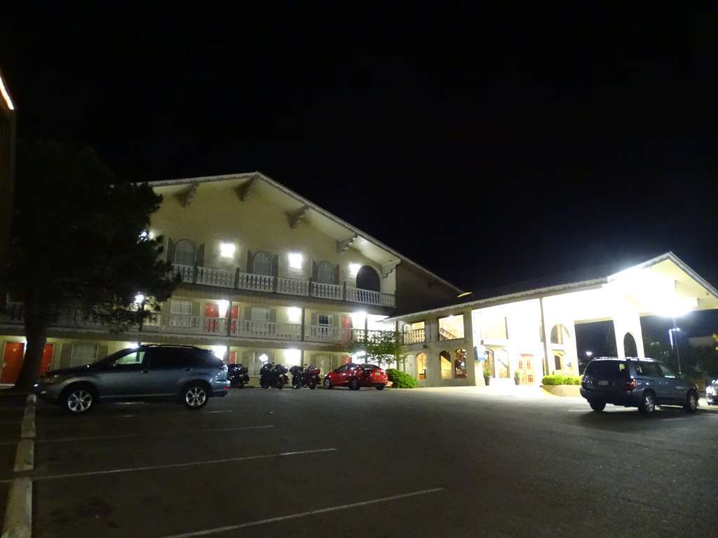 Best Western Sunday House Inn Kerrville Zewnętrze zdjęcie